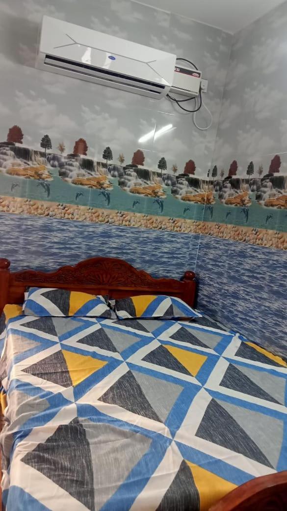 Sri Vasavi Home Stay Tiruvannāmalai Buitenkant foto